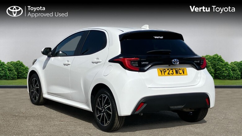 Toyota Yaris 1.5 Hybrid Design 5dr CVT Hybrid Hatchback